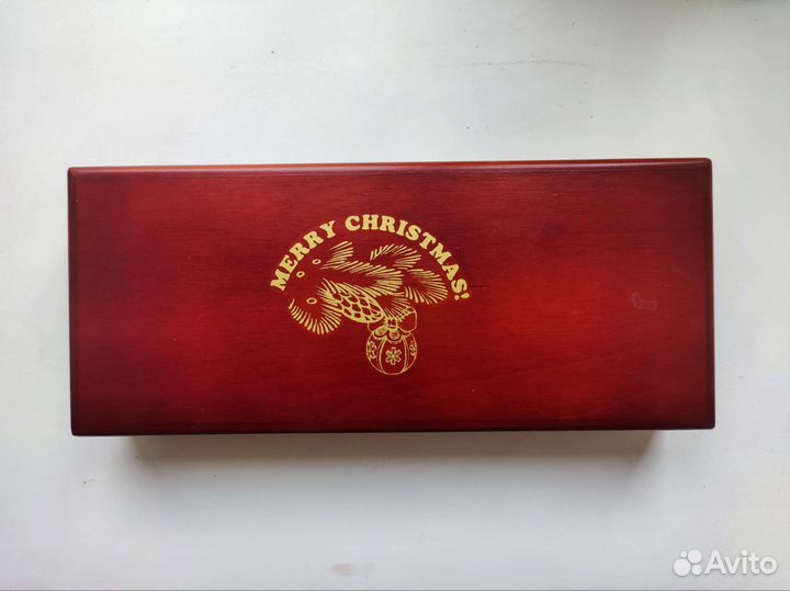 Деревянная шкатулка для украшений