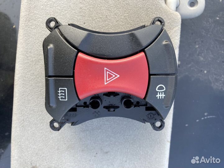 Кнопка аварийной сигнализации fiat doblo