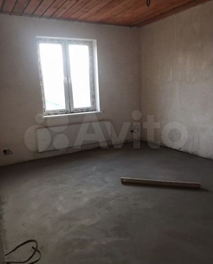 Дом 220 м² на участке 4 сот.