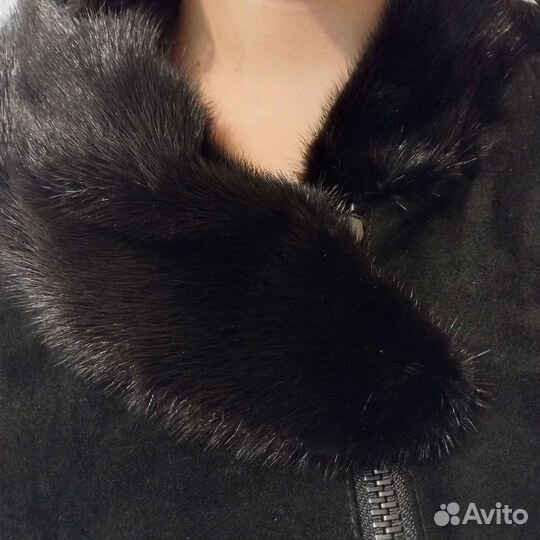 Кожаная демисезонная куртка