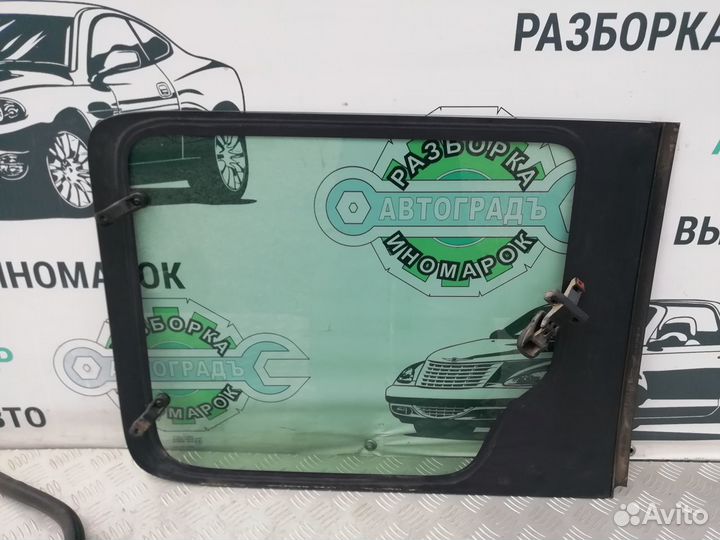 Стекло сдвижной правой двери Peugeot Partner M59