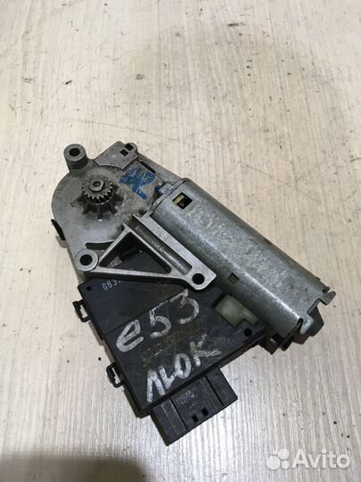 Моторчик люка Бмв Е53