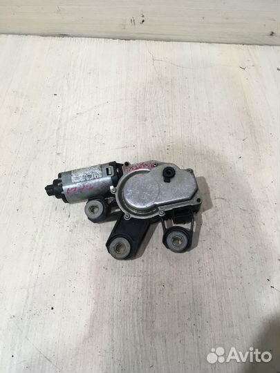 Моторчик стеклоочистителя задний Тоуарег 7L0955712