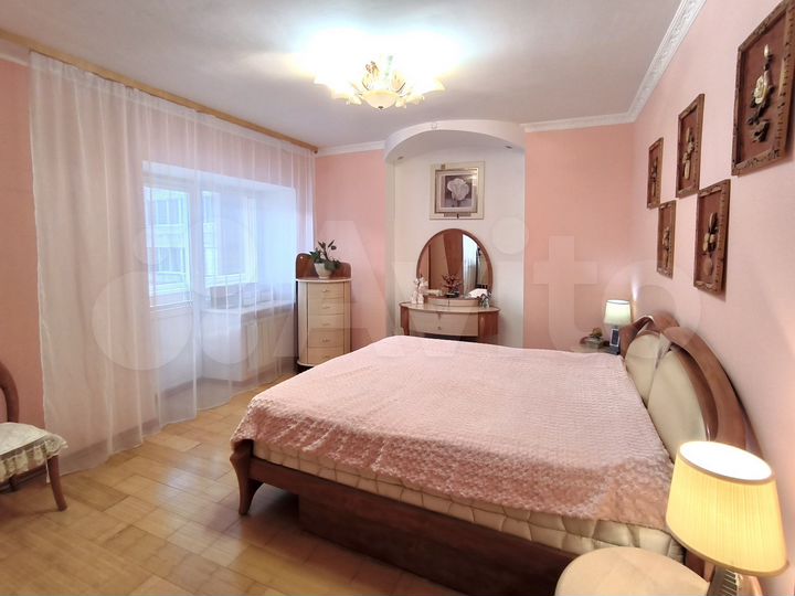 5-к. квартира, 159 м², 3/10 эт.