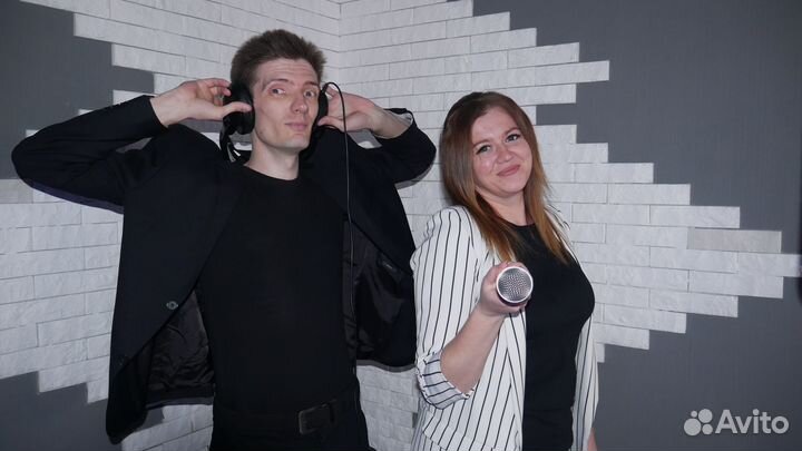 Ведущая (Тамада) + Диджей (Звукооператор)