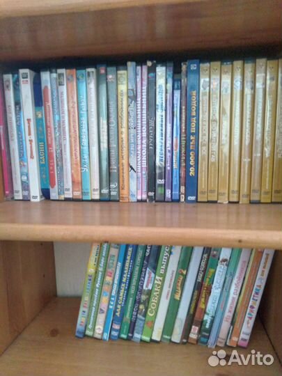 Dvd с мультипликационными и художественными фильм