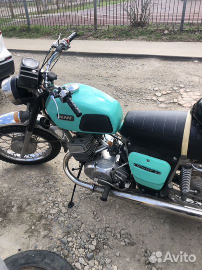 Продаю мотоцикл иж юпитер4