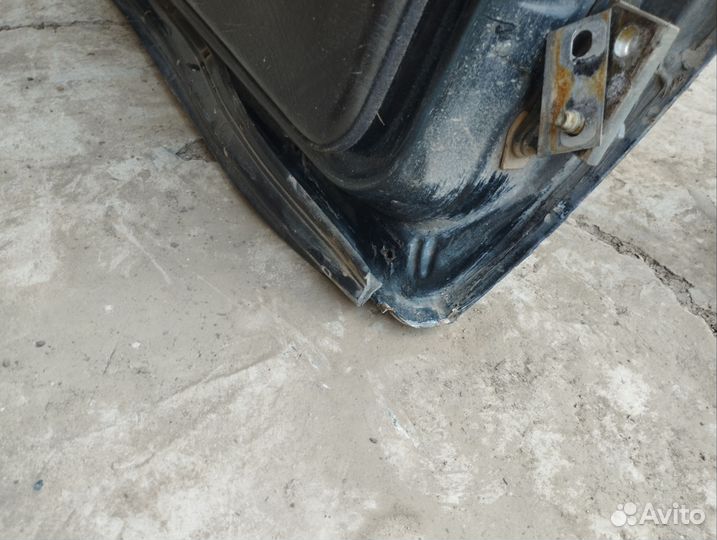Дверь Сааб 9000