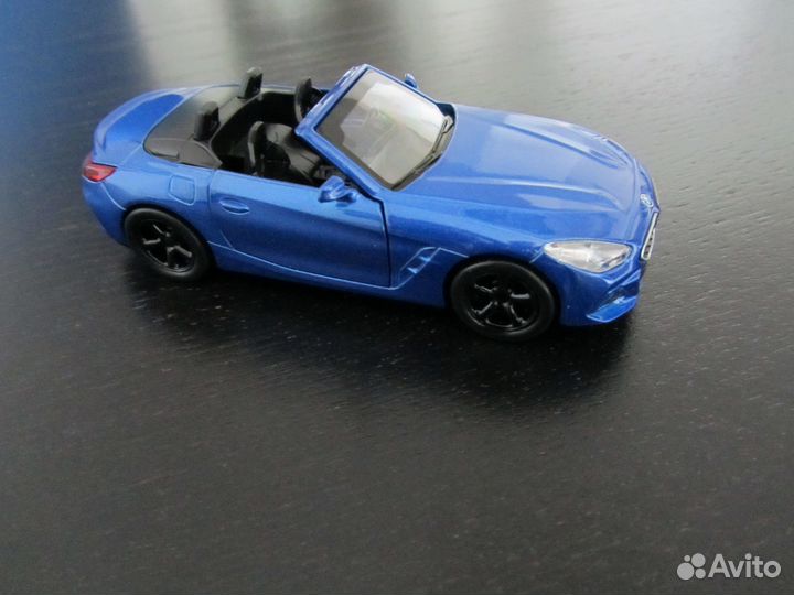 Модель BMW Z 4 M