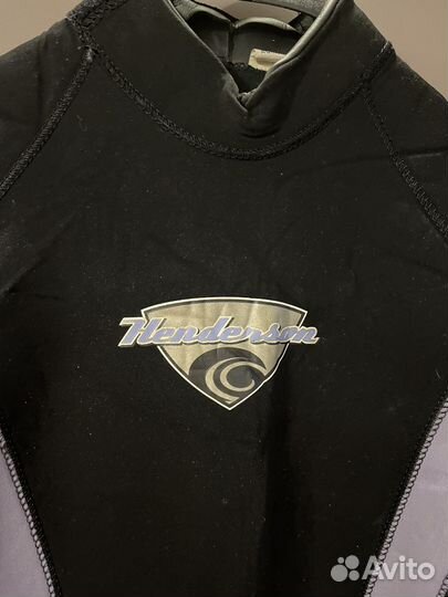 Мокрый гидрокостюм женский