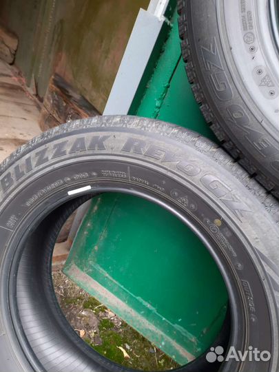 Bridgestone Blizzak Revo GZ 195/65 R15 S