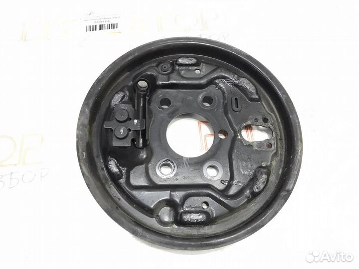 Щит опорный задний левый Honda Insight (ZE2) 2009