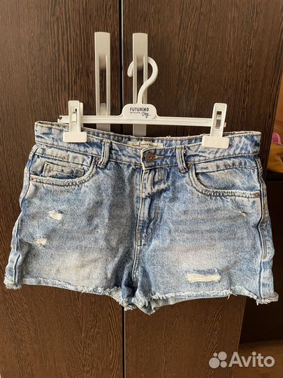 Джинсовые шорты stradivarius