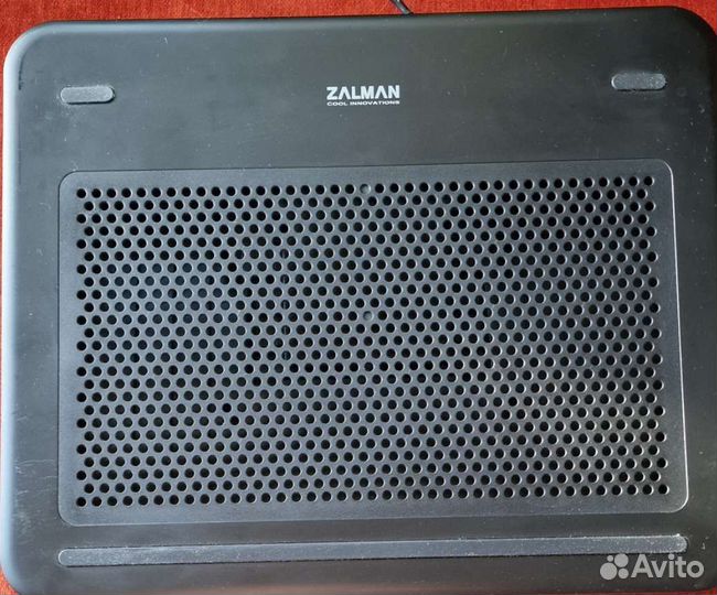 Подставка с охлаждением для ноутбука
