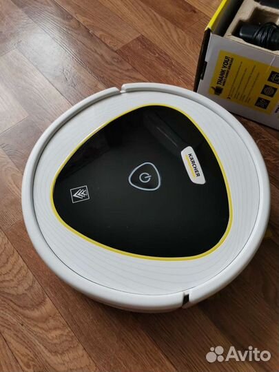 Продаю робот karcher RC3 premium