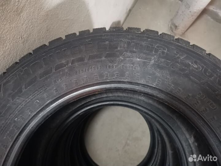 Nokian Tyres Hakkapeliitta 7 SUV 225/65 R17 106T