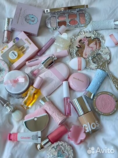 Набор косметики Dior Chanel Gissou