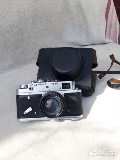 Пленочный фотоаппарат Зоркий-4