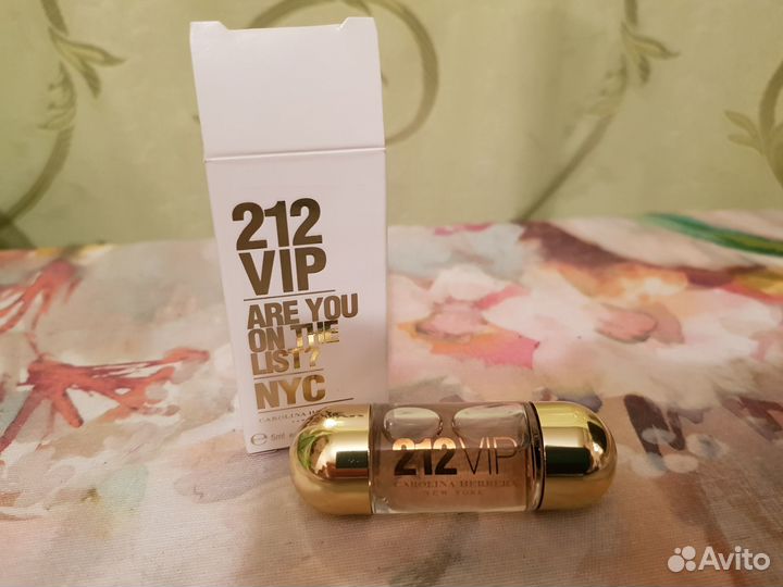 Chanel Versace Rance Herrera Lanvin Hugo boss