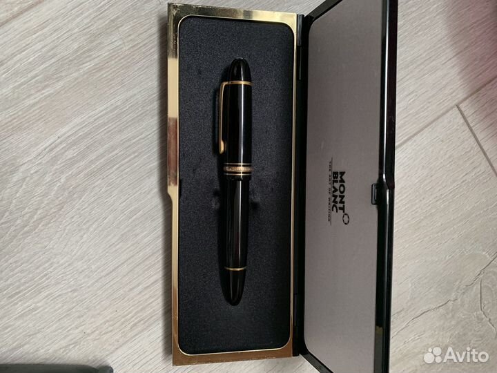 Montblanc перьевая ручка