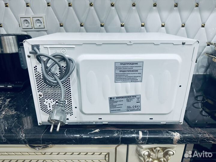 Микроволновая печь LG (Корея)