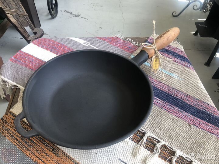 Сковорода чугунная блинница 220х25 Mayesternya