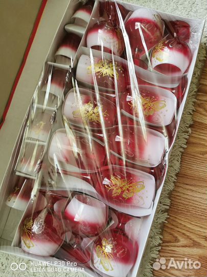 Набор бокалов и стопок