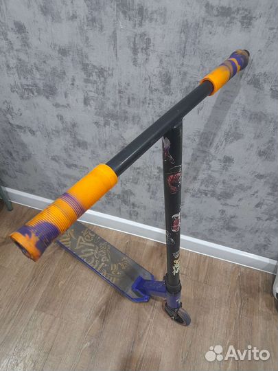 Трюковой самокат