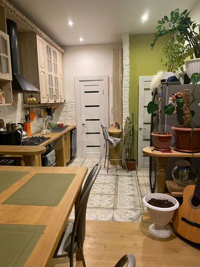 3-к. квартира, 76 м², 4/4 эт.