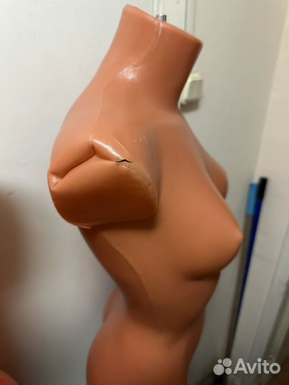 Мёртвые манекены на Хэллоуин