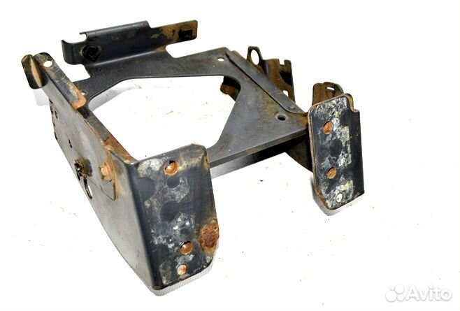 Кронштейн помпы AdBlue renault trucks Premium 2 (01.05)