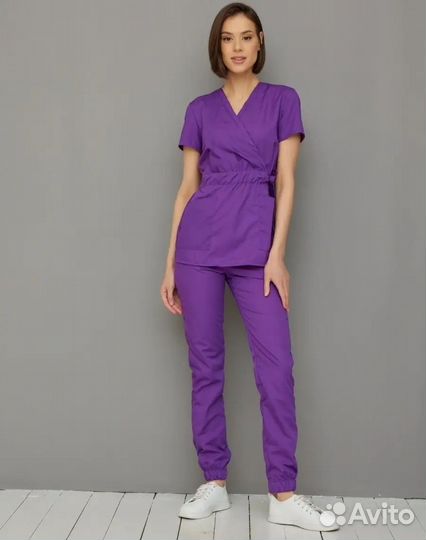 Медицинский костюм. 52 и 54