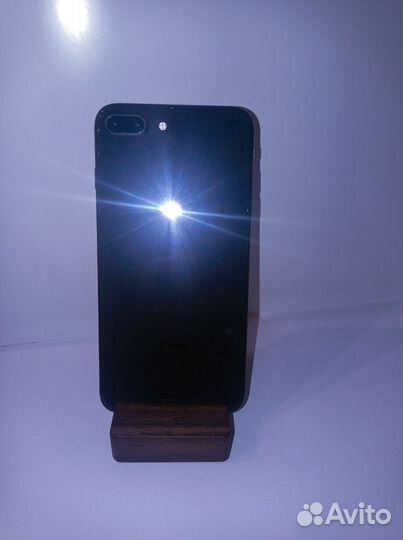 iPhone 8 Plus, 64 ГБ
