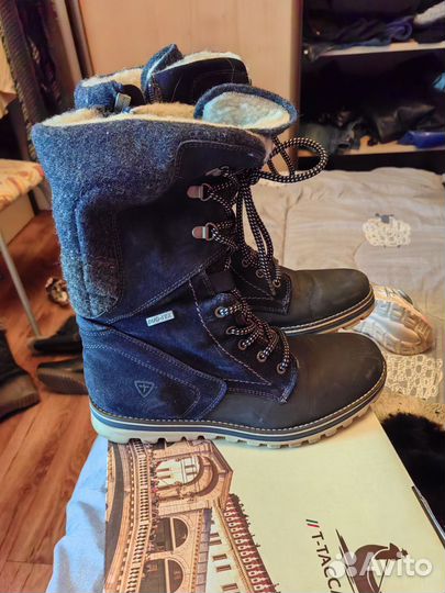 Сапожки женские