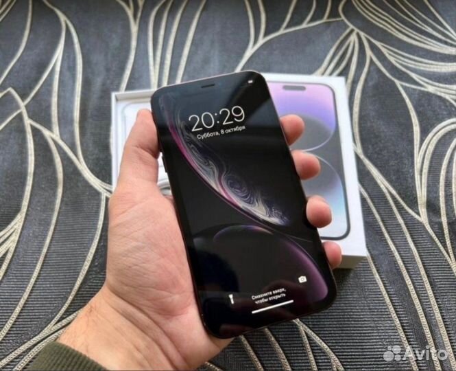 Айфон xr в корпусе 14 pro