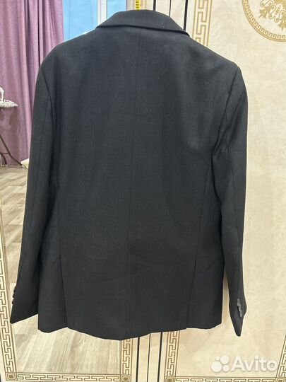 Школьный костюм на мальчика 146см