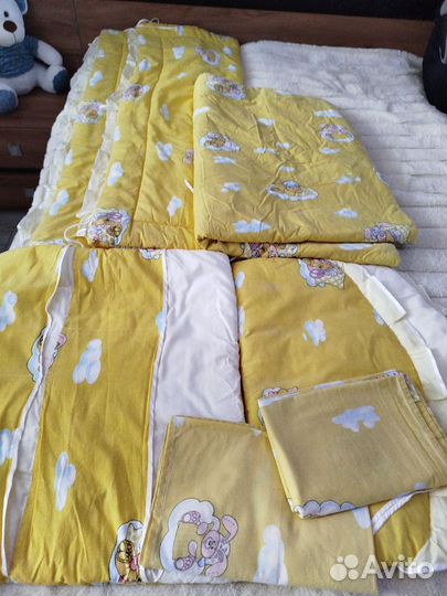 Детский бортик в кроватку