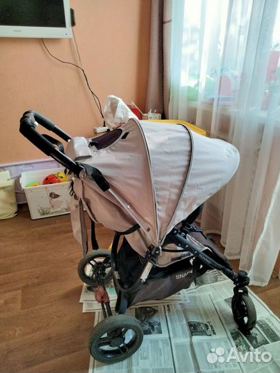 Коляска прогулочная