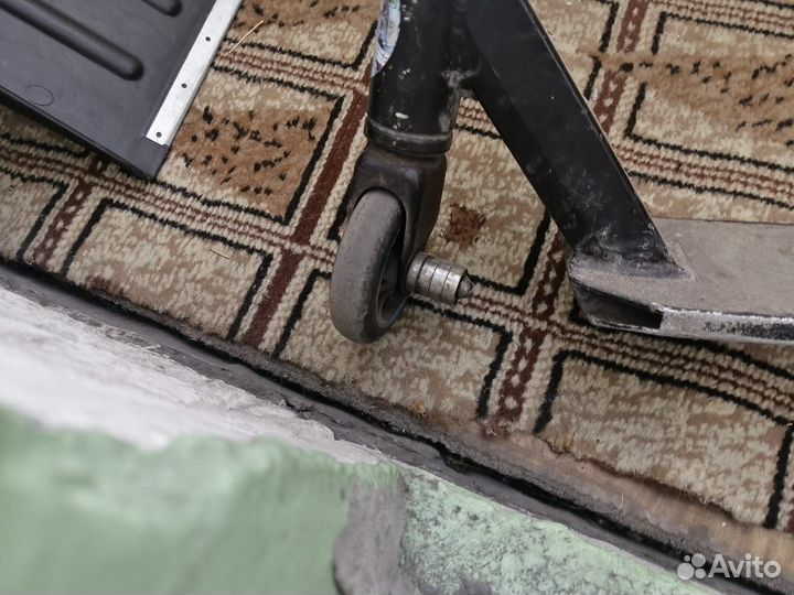 Трюкавой самокат