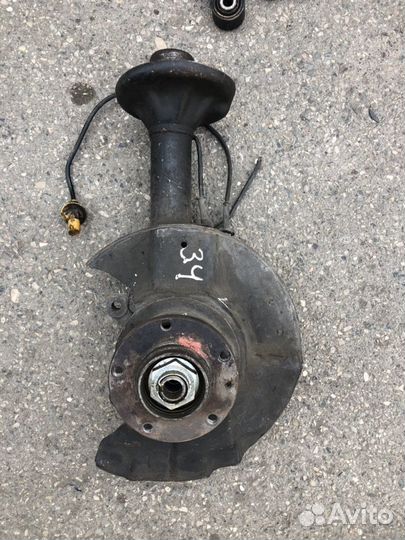 Передний цапфа поворотный кулак наБмв 5 E34