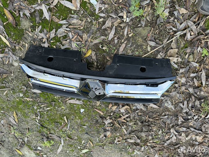 Решетка радиатора duster 2018года