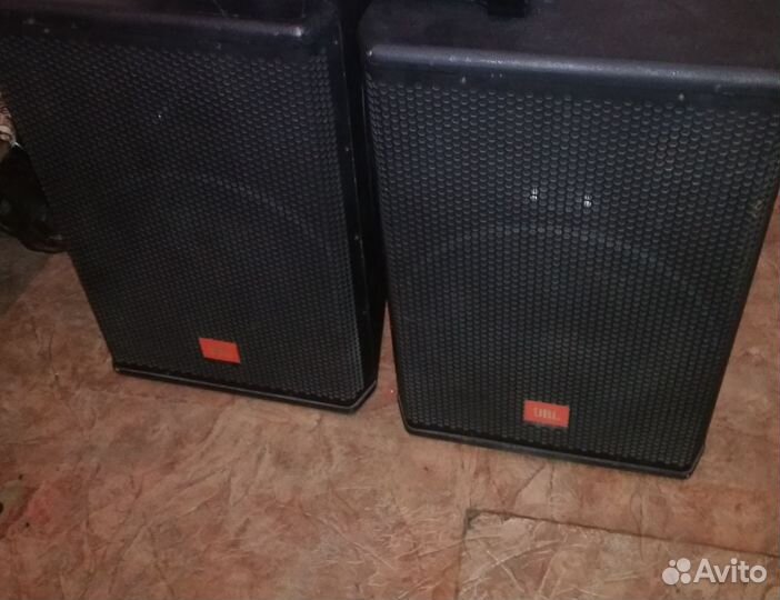 Колонки JBL mrx 515
