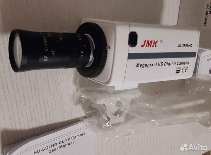 Большая камера видеонаблюдения уличная