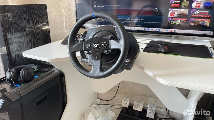 Игровой руль с педалями Thrustmaster T300RS