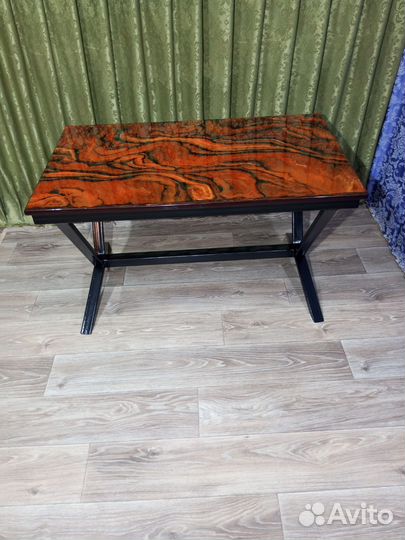 Журнальный столик в стиле лофт