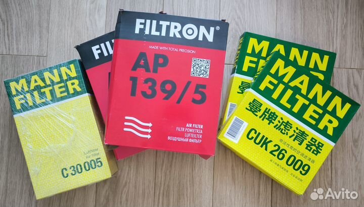 Воздушный фильтр Skoda Octavia