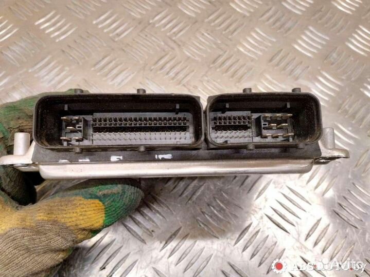 Блок управления двигателем Volkswagen Passat