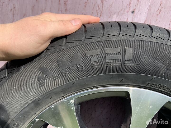 Продам колеса на литых дисках 185/65 R14