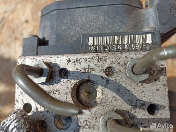 Блок ABS Mercedes W220