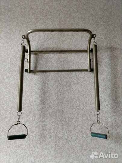 Перекладина с экспандером, турник